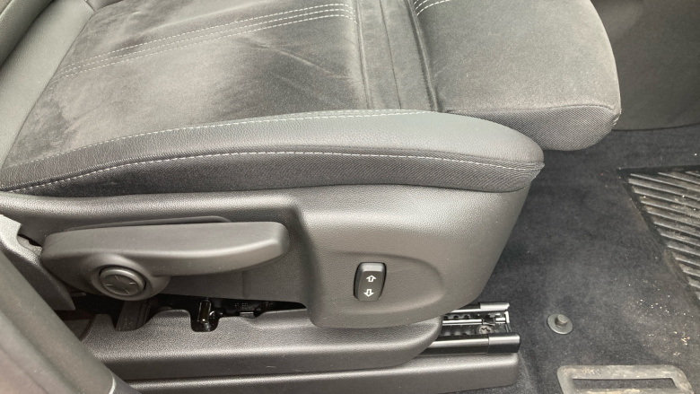 Vauxhall Crossland 1.2 Turbo [130] Ultimate 5dr Auto Petrol Hatchback